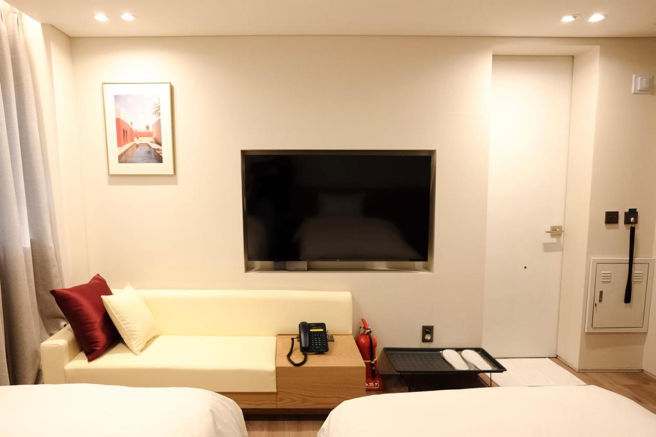 Eden Foret Hotel Chungju Extérieur photo